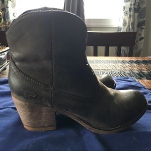 Rocket Dog Western Style Booties